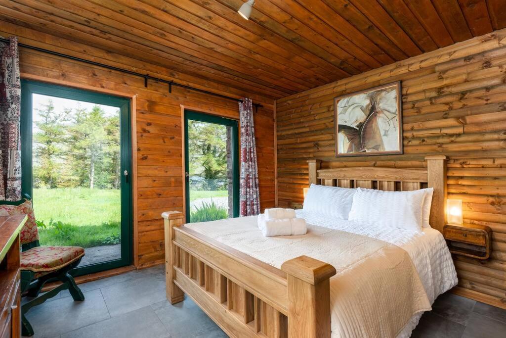 Heather Lodge With Sea And Mountain Views لينوان المظهر الخارجي الصورة