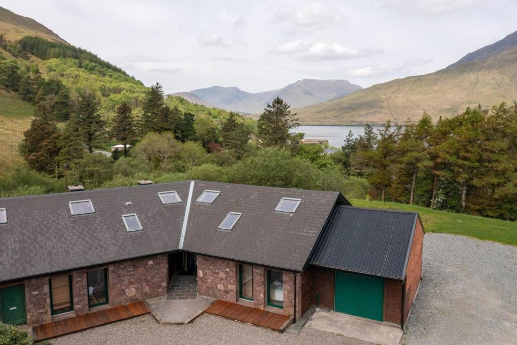 Heather Lodge With Sea And Mountain Views لينوان المظهر الخارجي الصورة